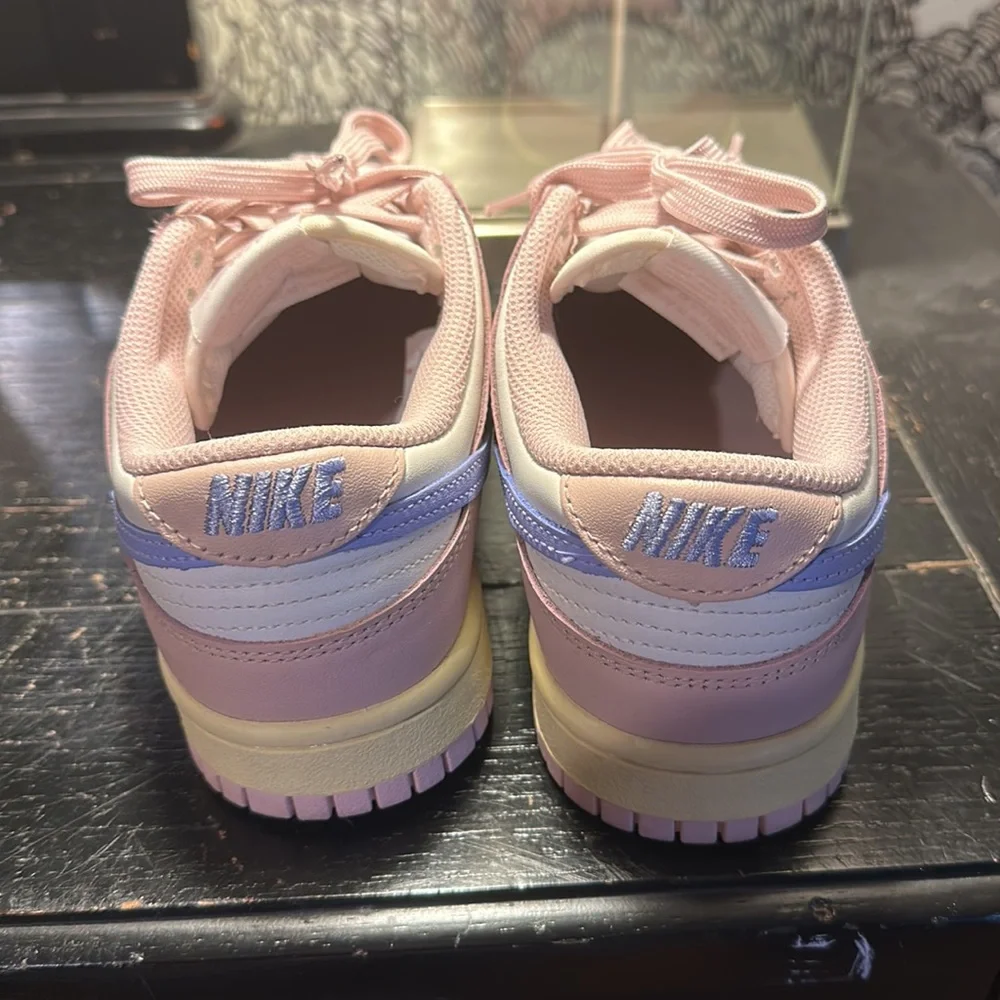 Nike Dunks - Picture 3 of 6
